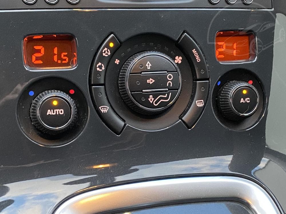 2014 Peugeot 3008 - 16