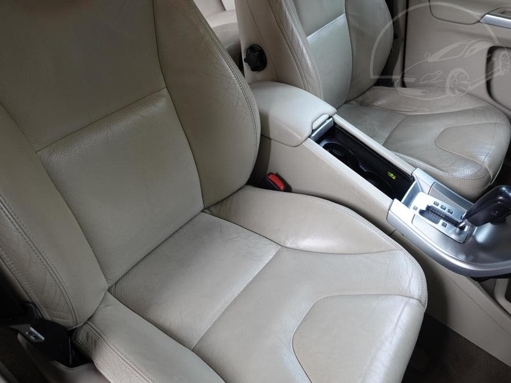 2010 Volvo XC60 - 23