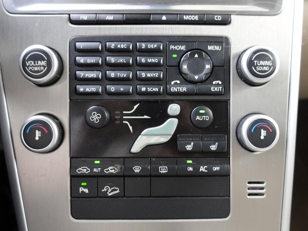 2010 Volvo XC60 - 37