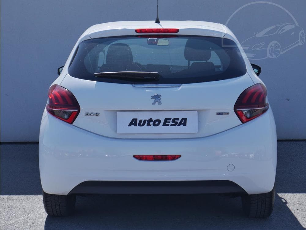 2017 Peugeot 208 - 5