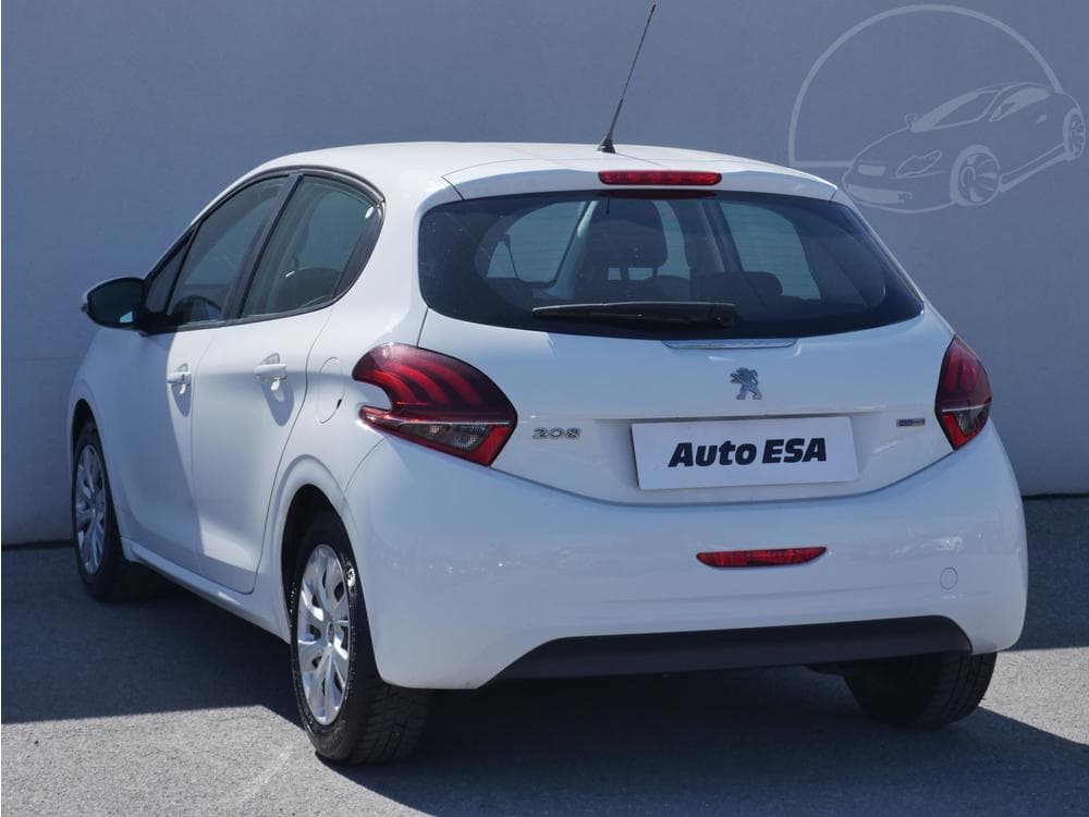 2017 Peugeot 208 - 6