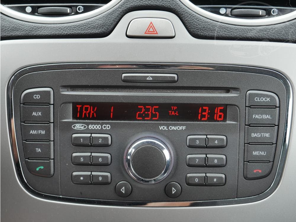 2011 Ford FOCUS - 15