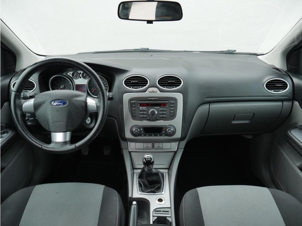 2011 Ford FOCUS - 8