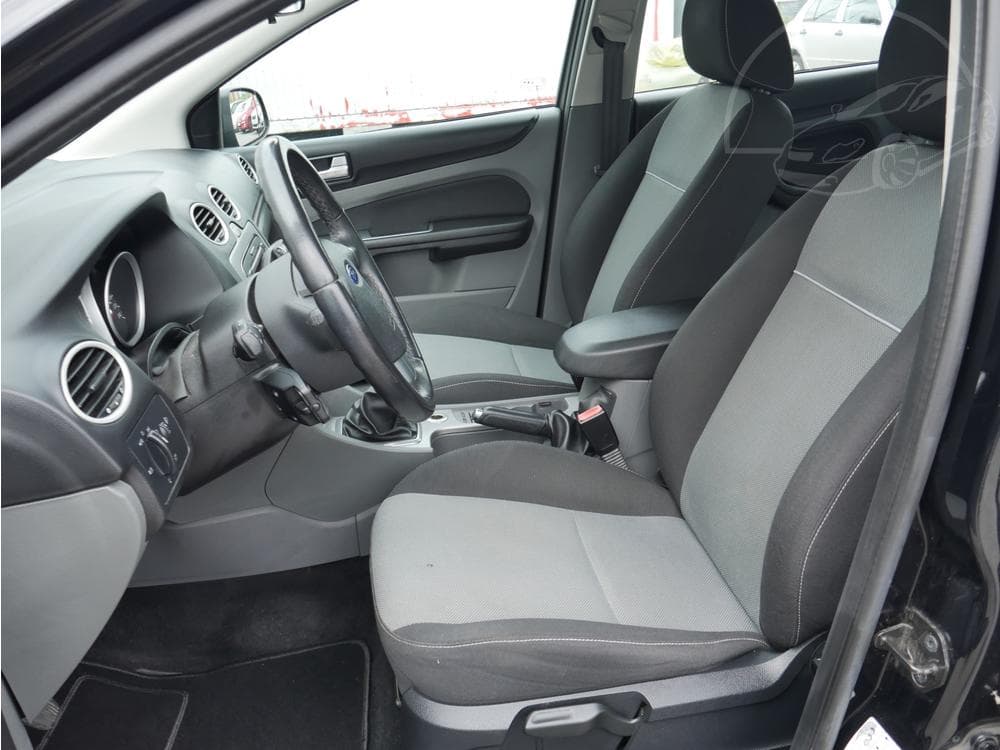 2011 Ford FOCUS - 9