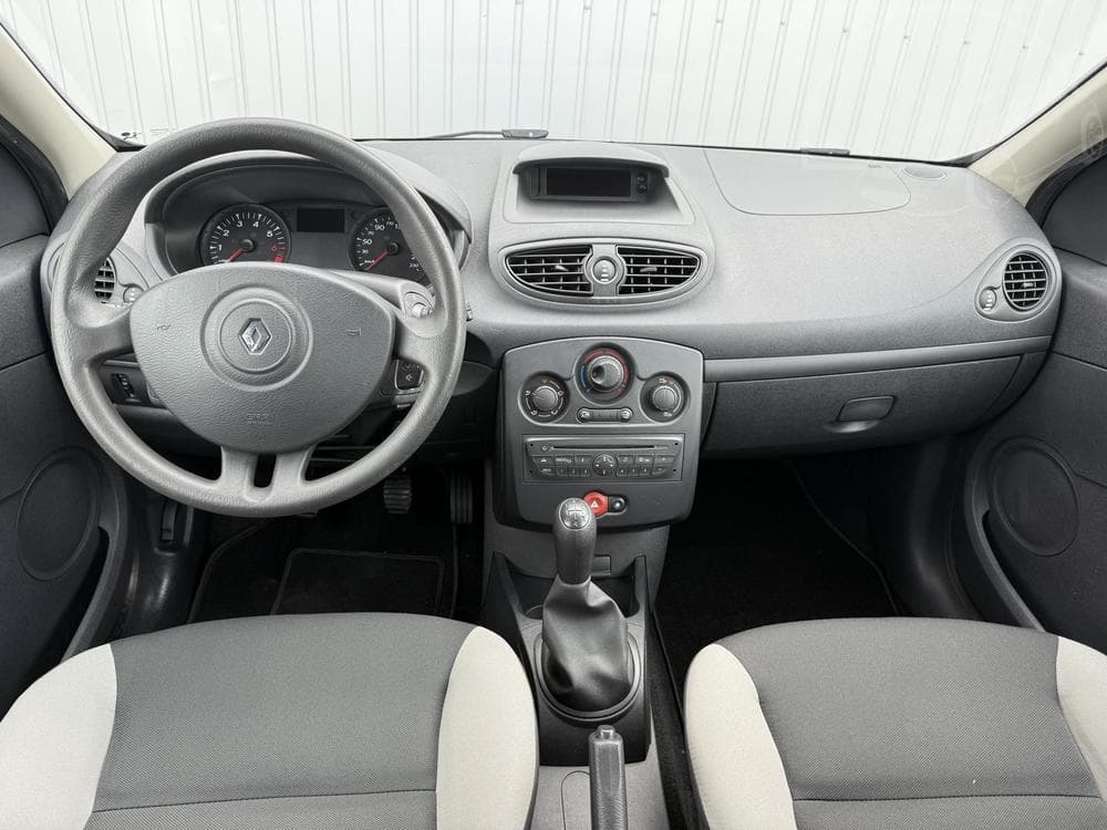 2009 Renault CLIO - 22