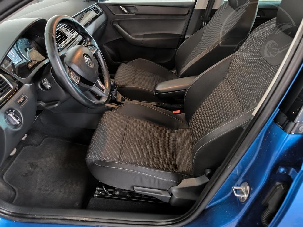 2014 Škoda RAPID - 33