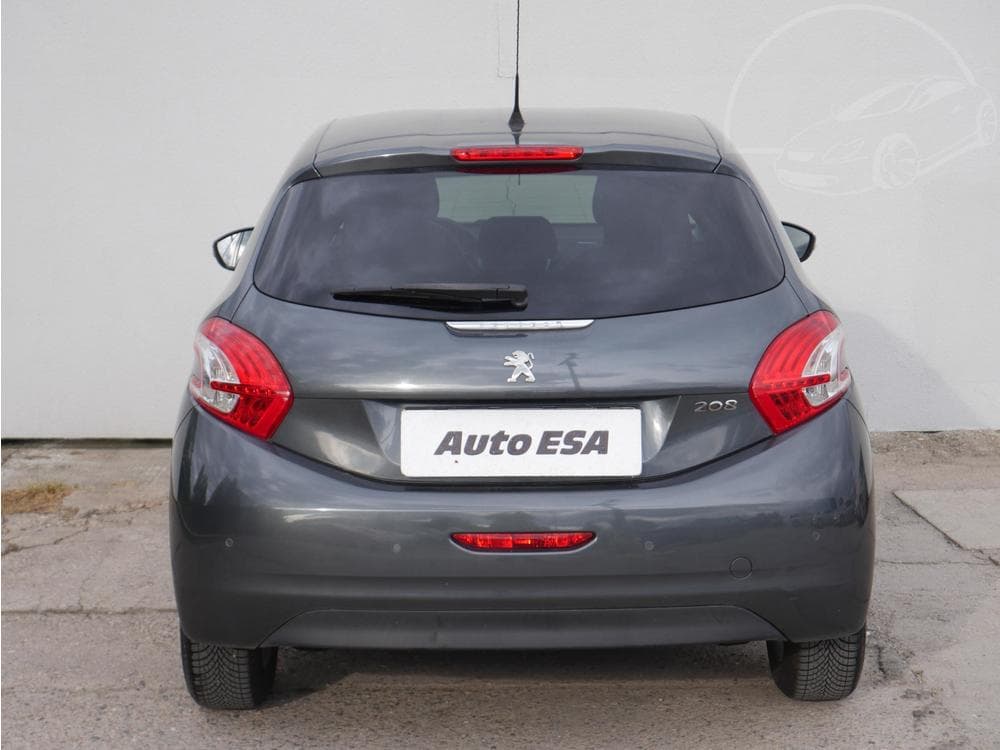 2013 Peugeot 208 - 5