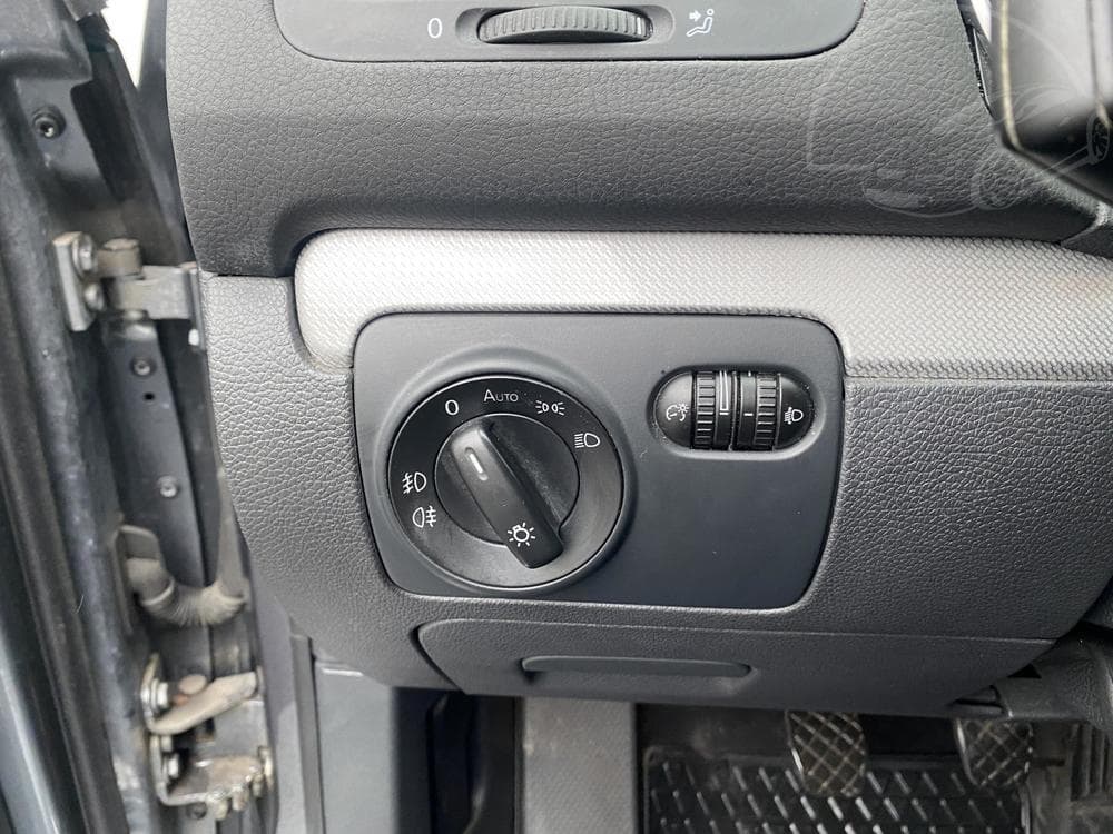 2012 Volkswagen GOLF - 14