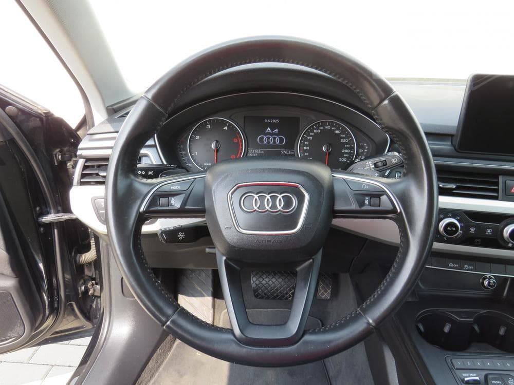 2016 Audi A4 - 13