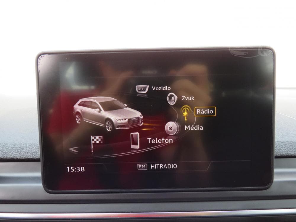 2016 Audi A4 - 15