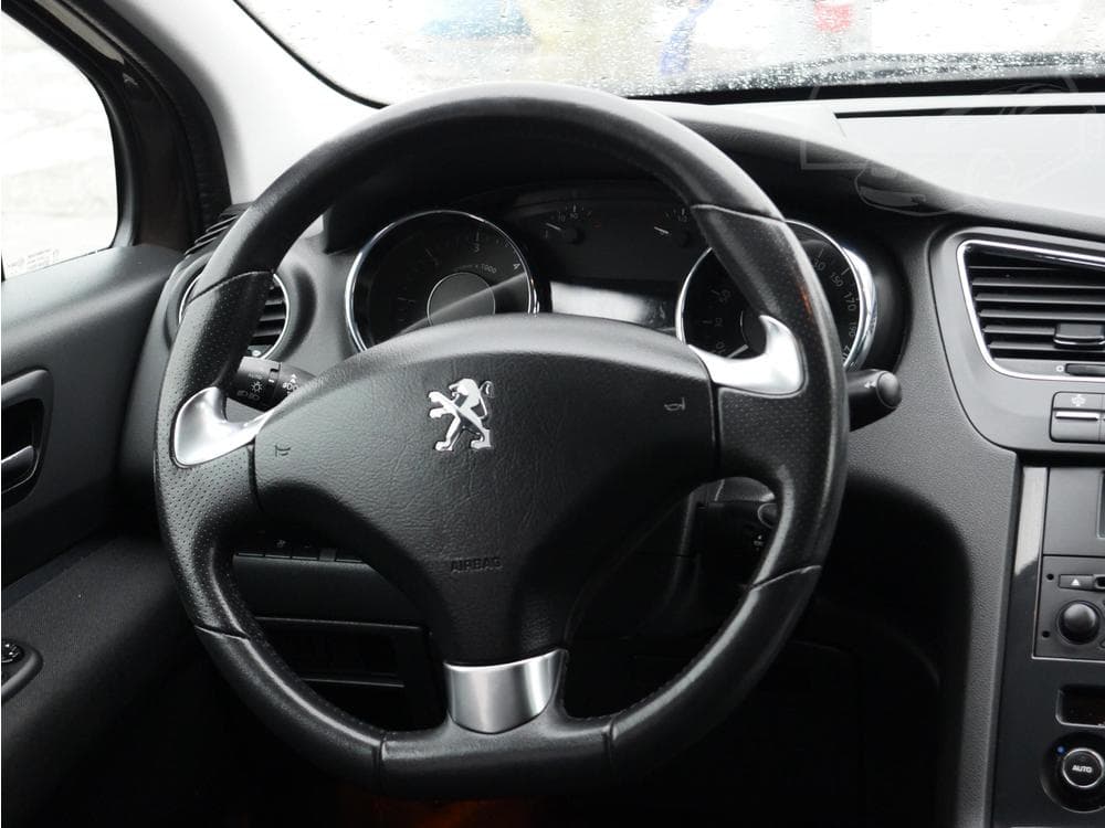 2015 Peugeot 5008 - 15