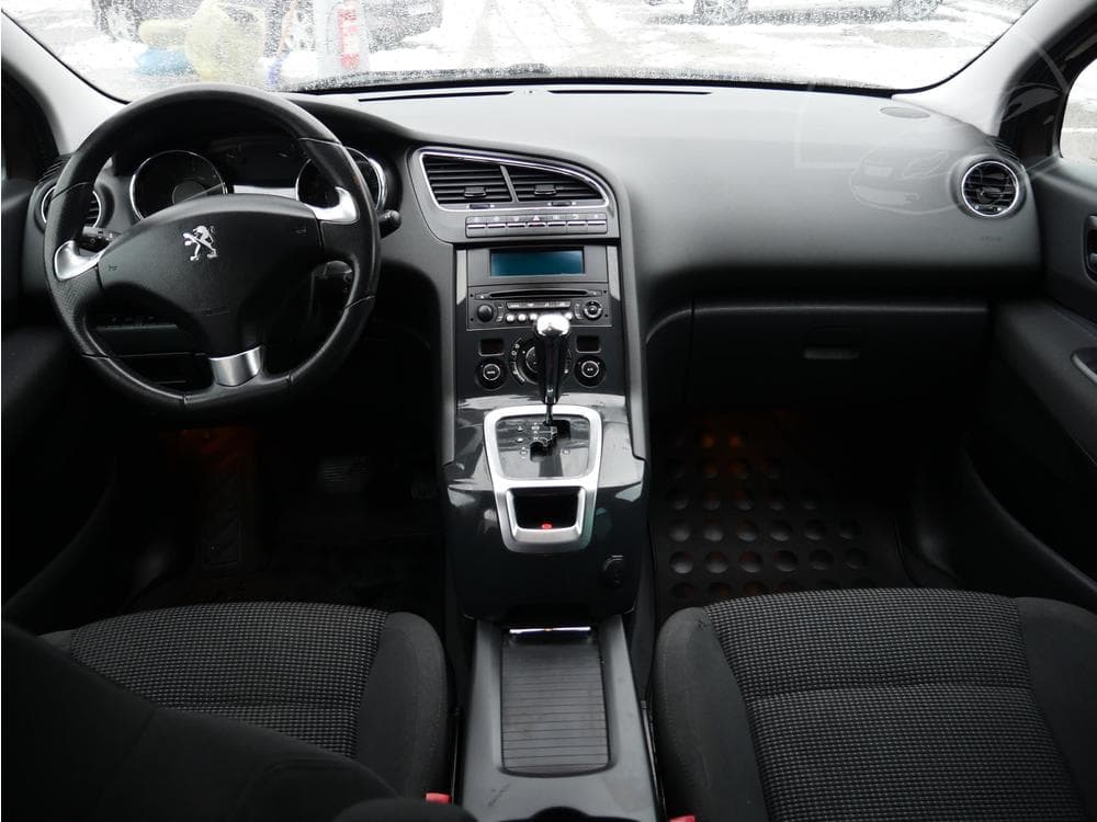 2015 Peugeot 5008 - 8