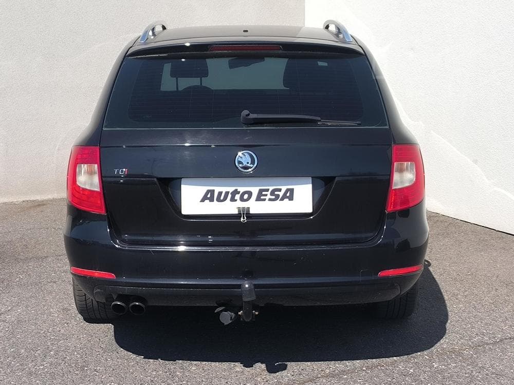 2011 Škoda SUPERB - 5