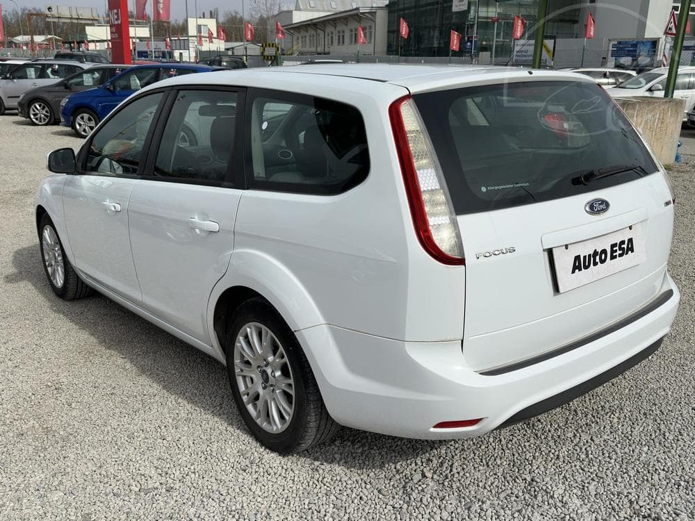 2011 Ford FOCUS - 6