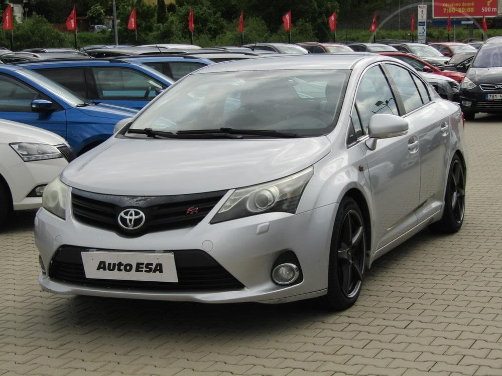 2013 Toyota AVENSIS - 3