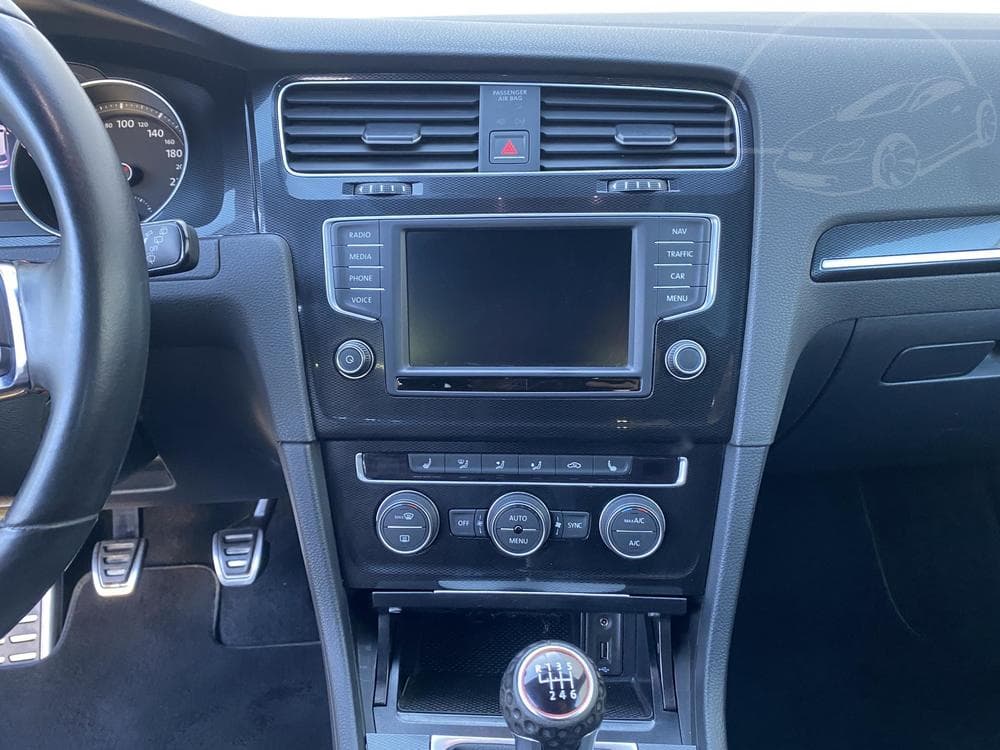 2016 Volkswagen GOLF - 45