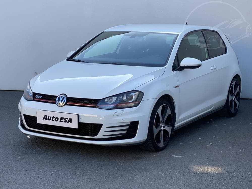 2016 Volkswagen GOLF - 9