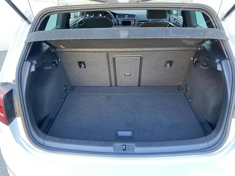 2016 Volkswagen GOLF - 25