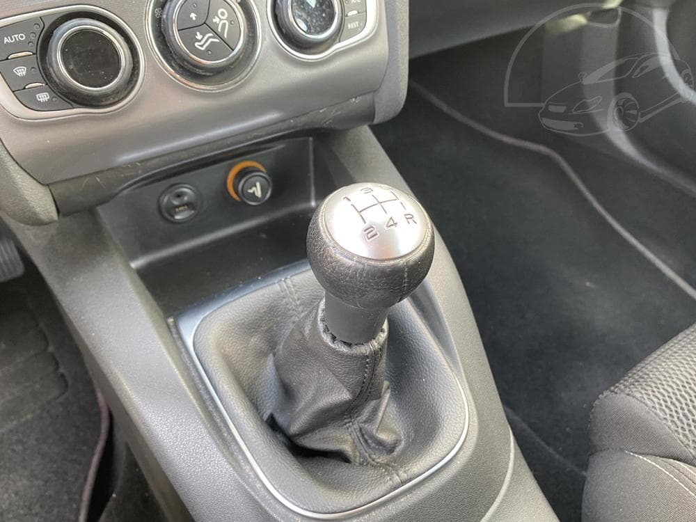 2018 Citroen C4 - 31
