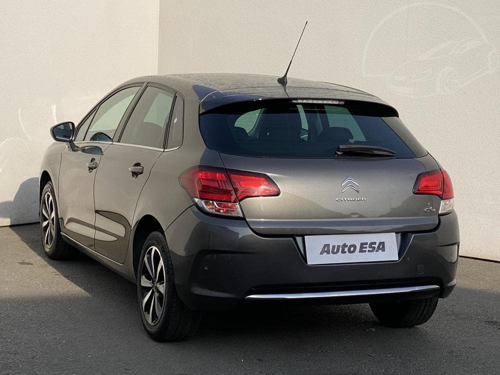 2018 Citroen C4 - 11