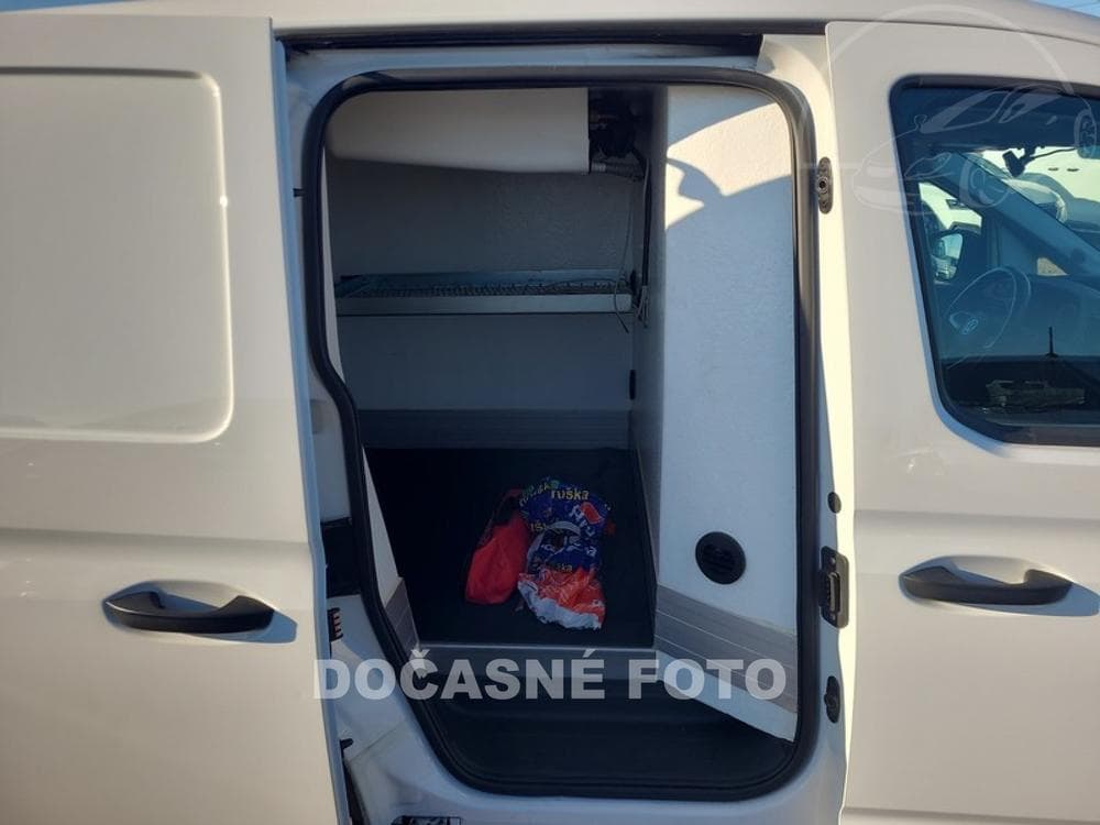 2021 Volkswagen CADDY - 19