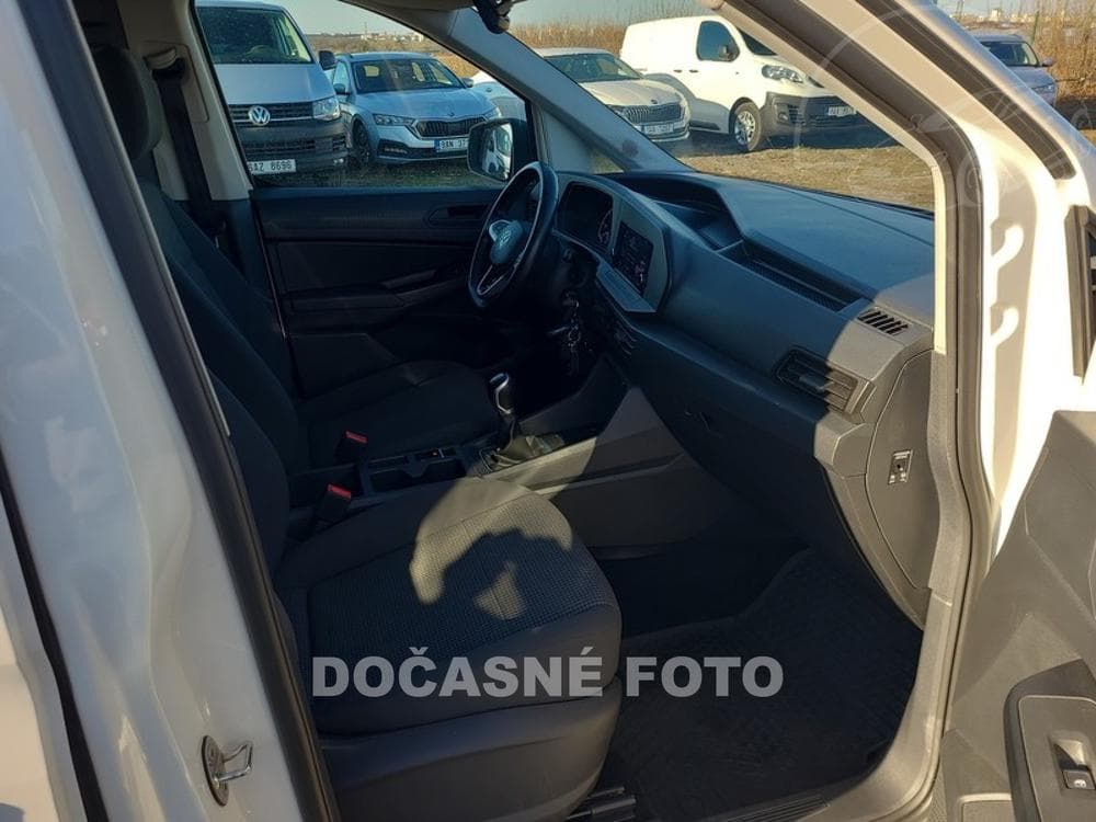 2021 Volkswagen CADDY - 15
