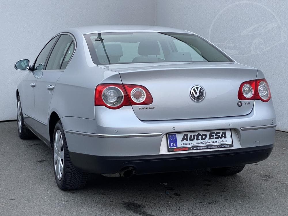 2008 Volkswagen PASSAT - 6