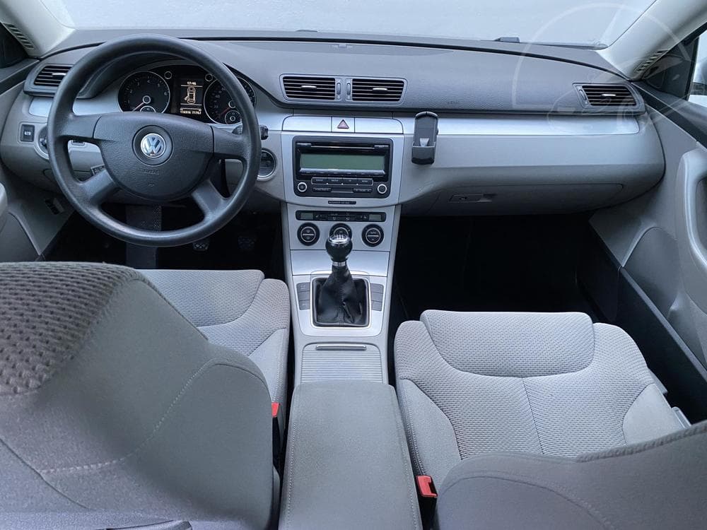 2008 Volkswagen PASSAT - 8