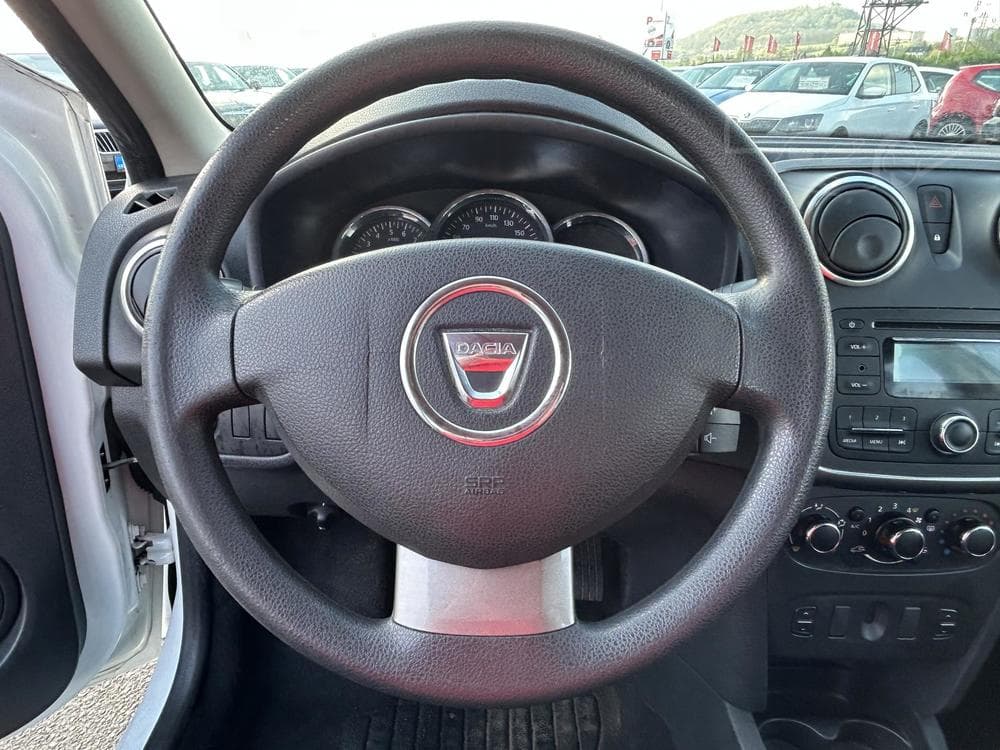 2015 Dacia LOGAN - 41