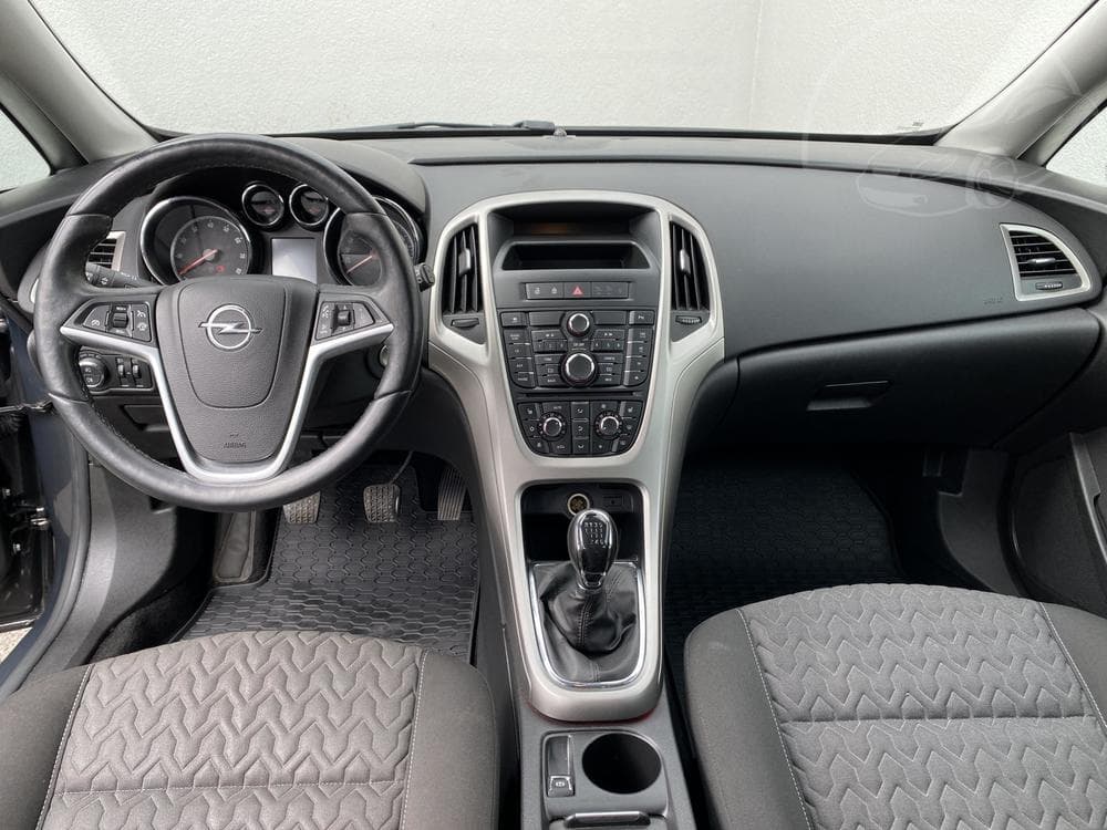 2013 Opel ASTRA - 8
