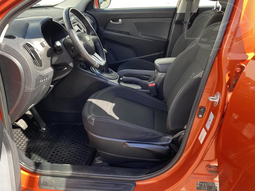 2010 Kia SPORTAGE - 9