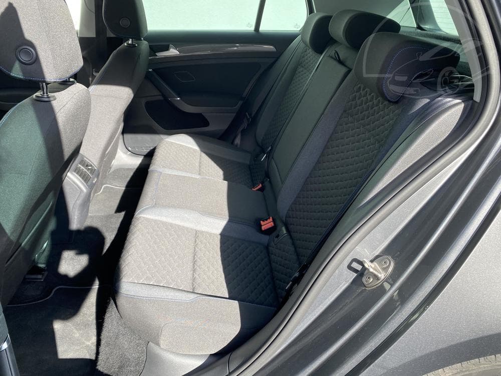 2019 Volkswagen GOLF - 19