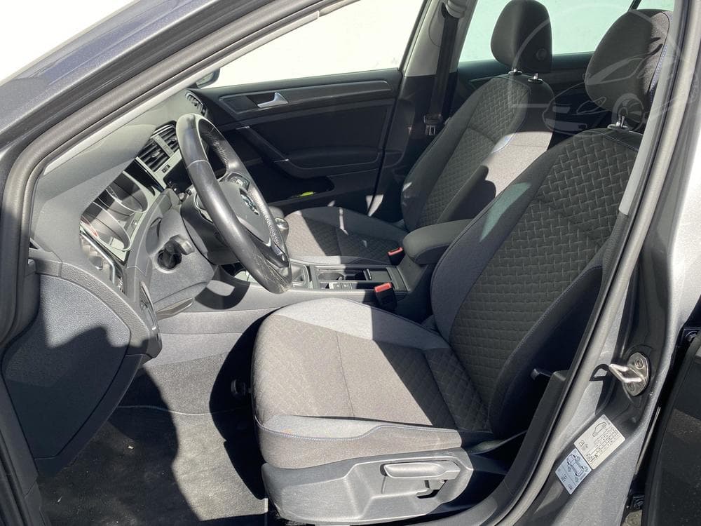 2019 Volkswagen GOLF - 17