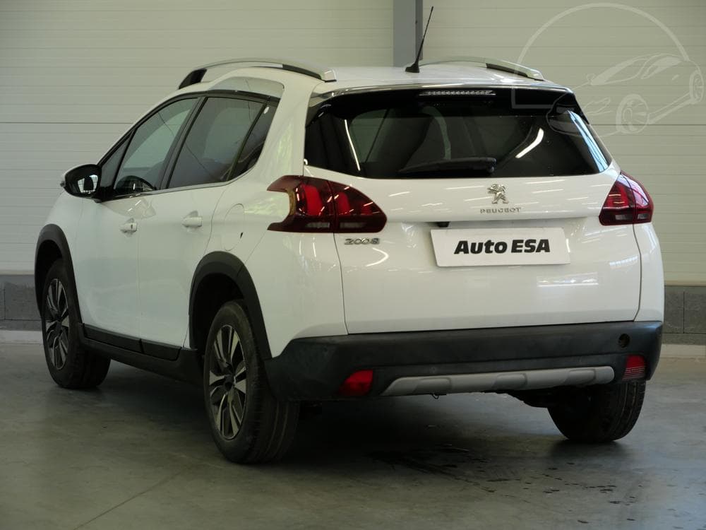 2019 Peugeot 2008 - 11