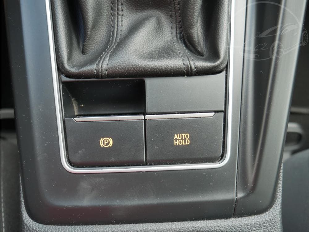 2021 Volkswagen GOLF - 52