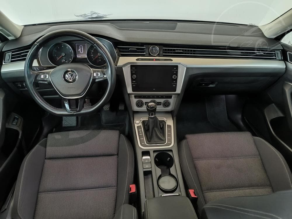 2019 Volkswagen PASSAT - 22