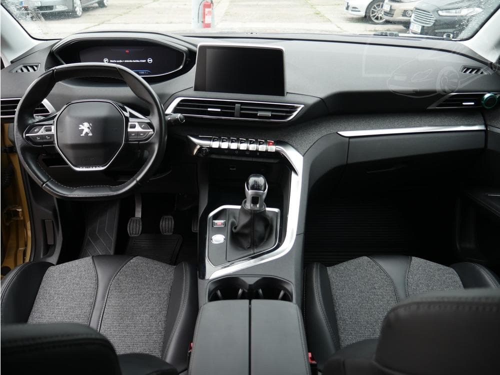 2017 Peugeot 3008 - 15