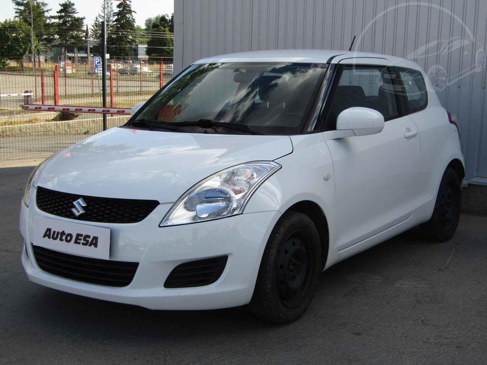 2011 Suzuki SWIFT - 3