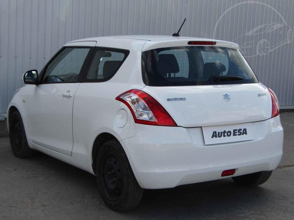 2011 Suzuki SWIFT - 6