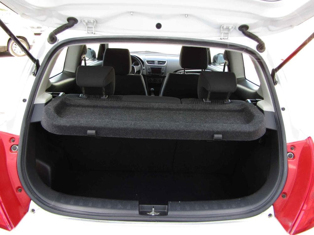 2011 Suzuki SWIFT - 7