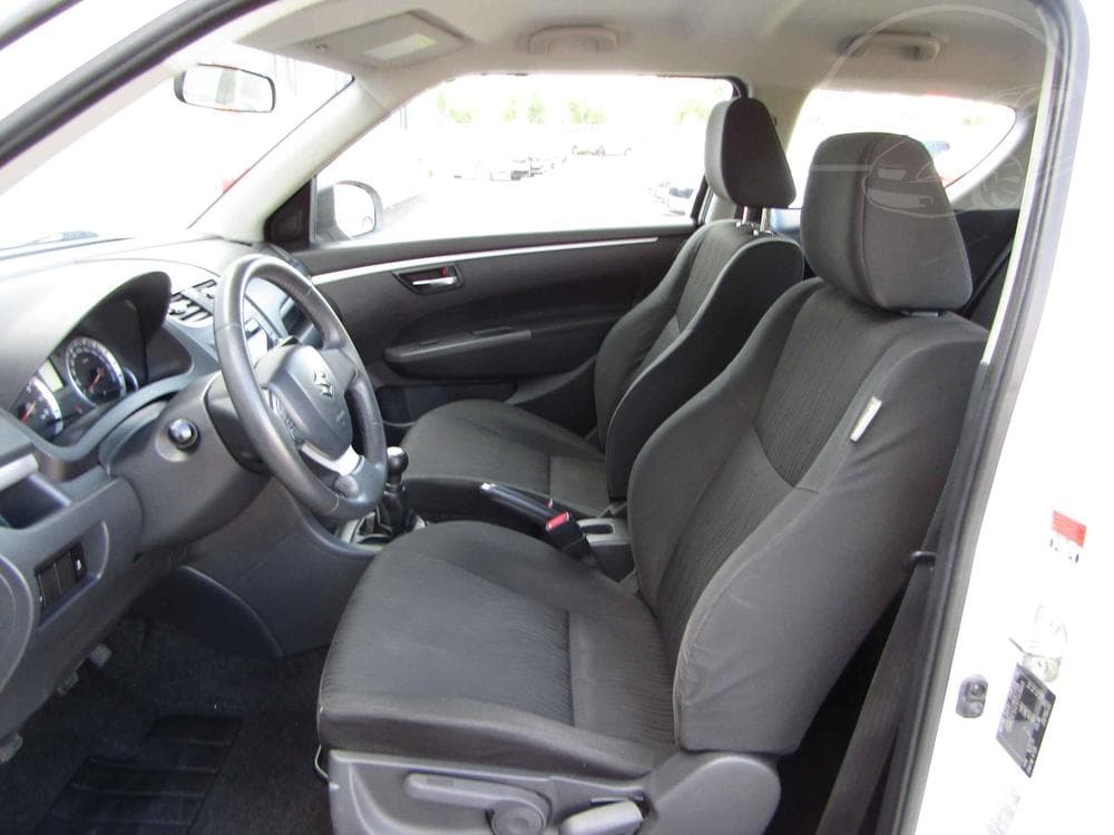 2011 Suzuki SWIFT - 9
