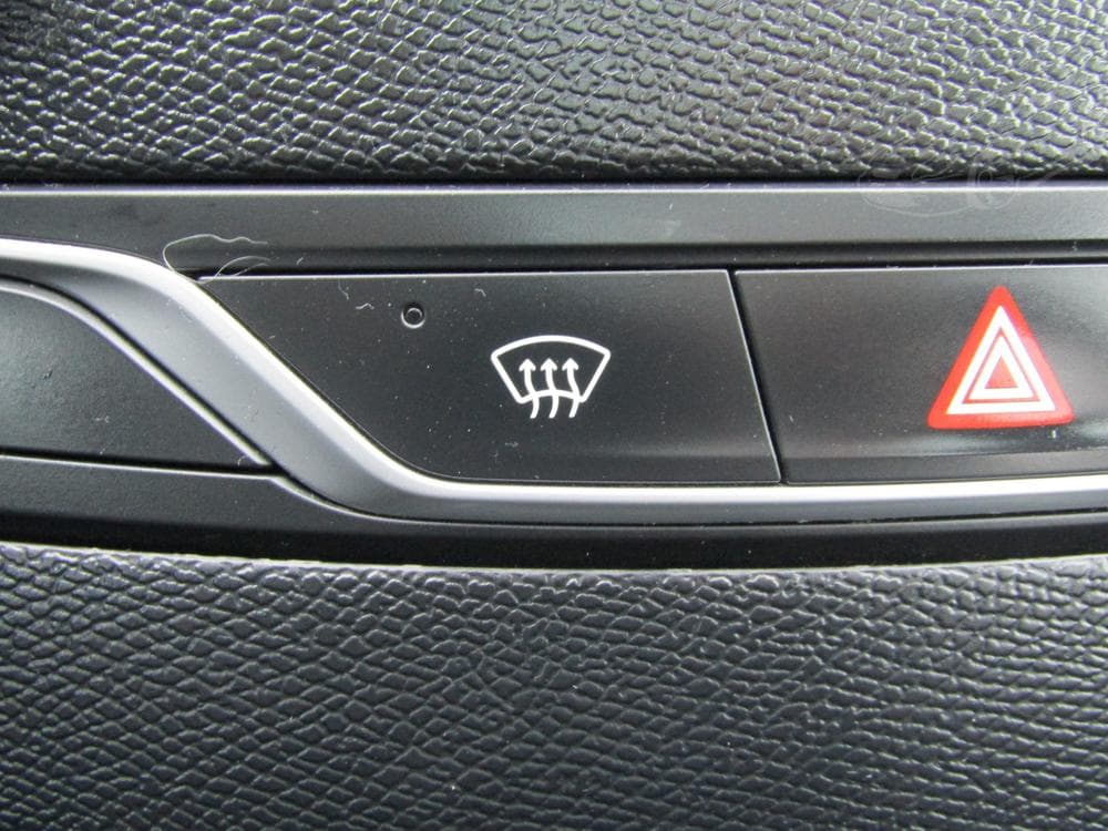 2015 Peugeot 308 - 18