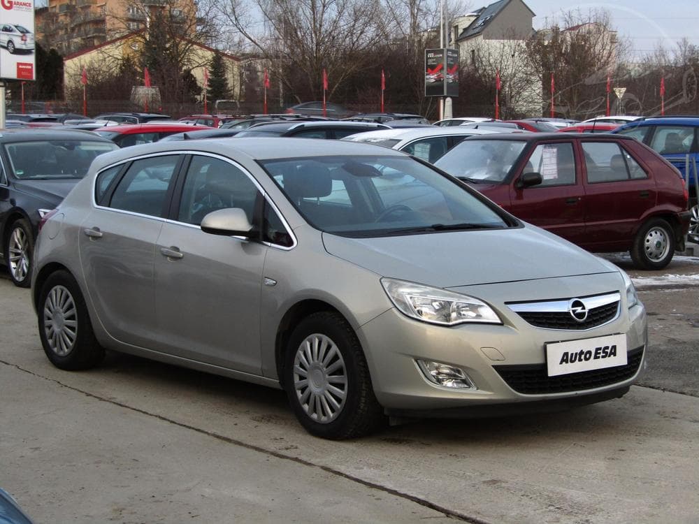 2010 Opel ASTRA