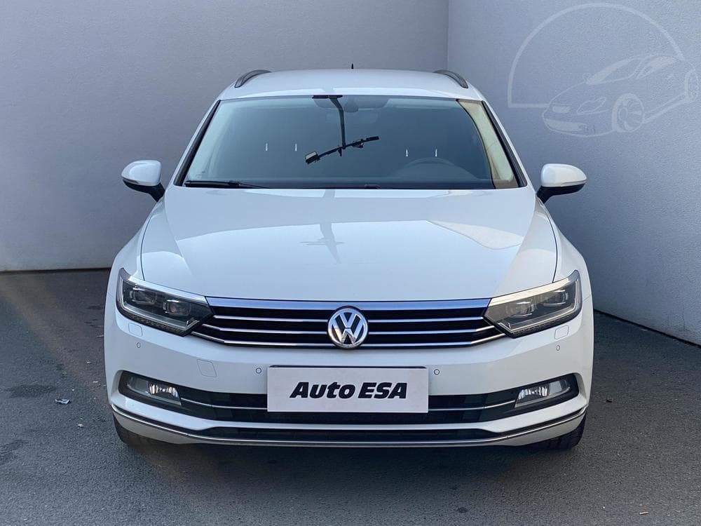 2016 Volkswagen PASSAT - 2