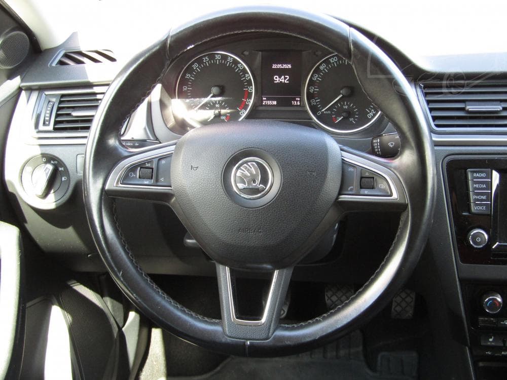 2016 Škoda RAPID - 27