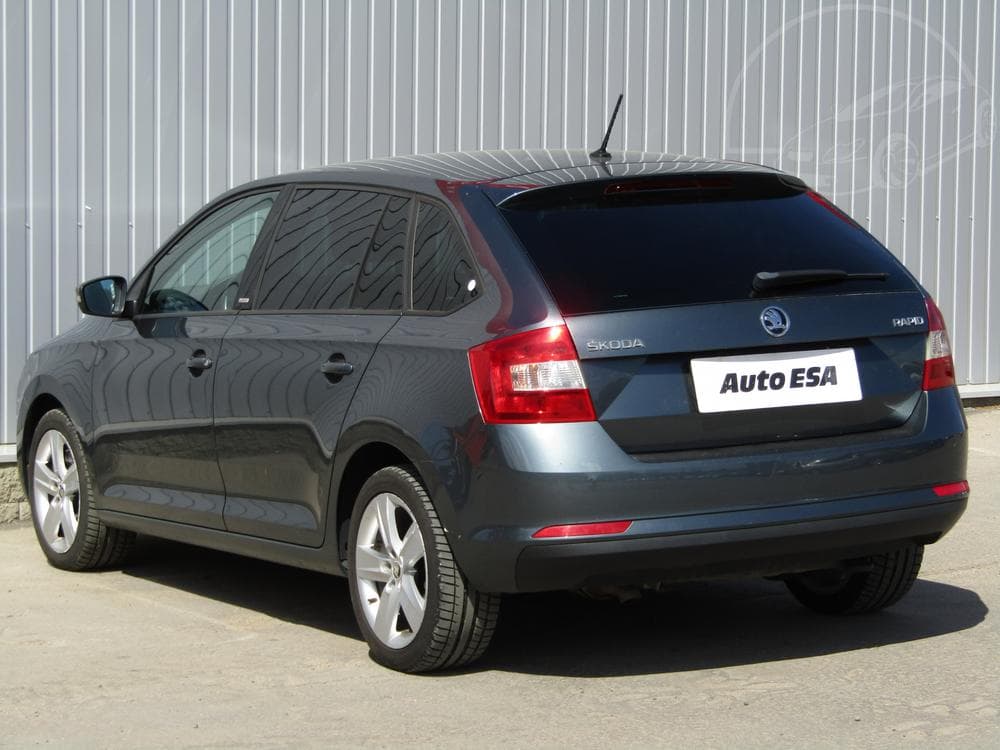 2016 Škoda RAPID - 11