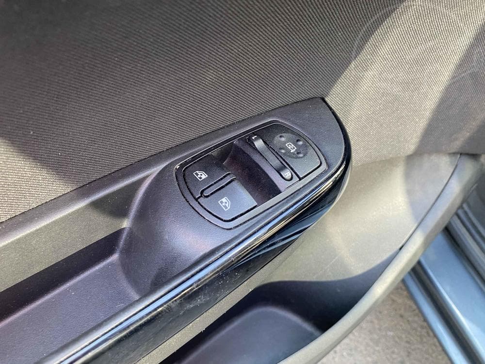 2018 Opel CORSA - 13