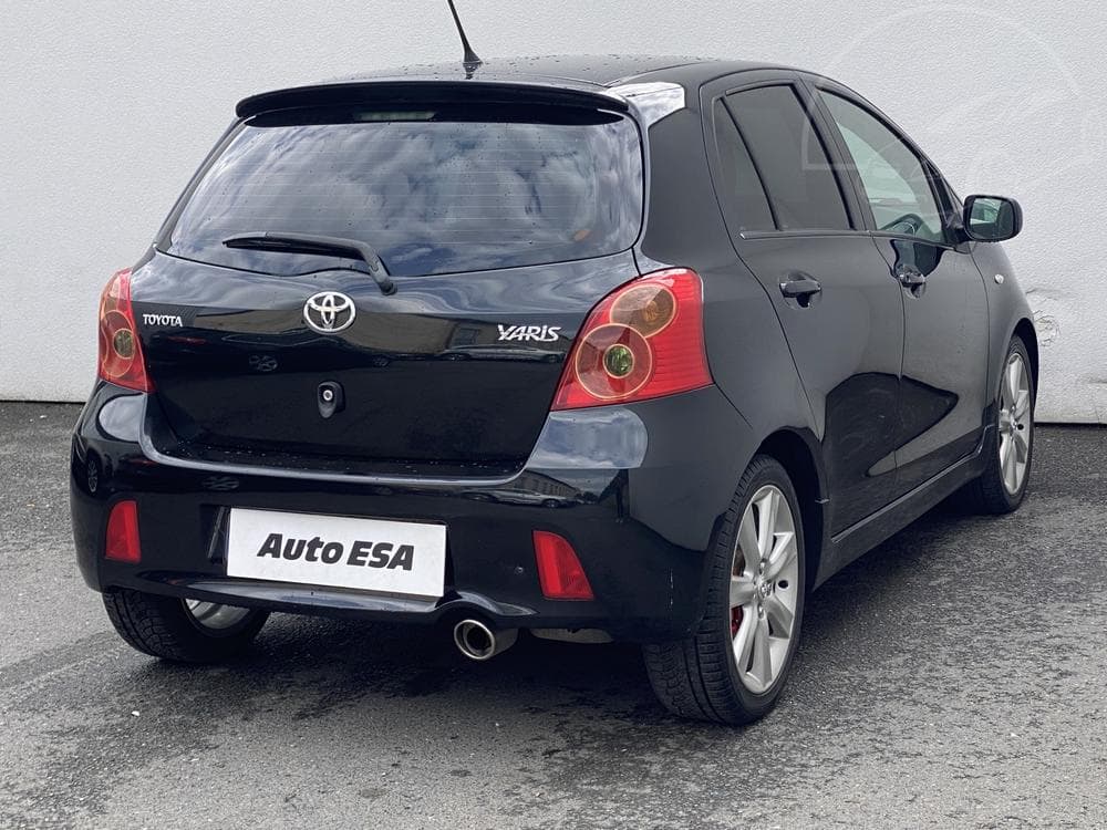 2007 Toyota YARIS - 4