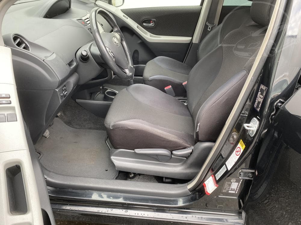 2007 Toyota YARIS - 9