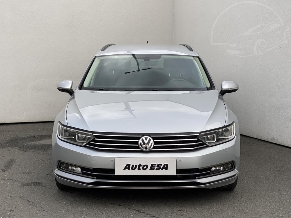 2015 Volkswagen PASSAT - 2